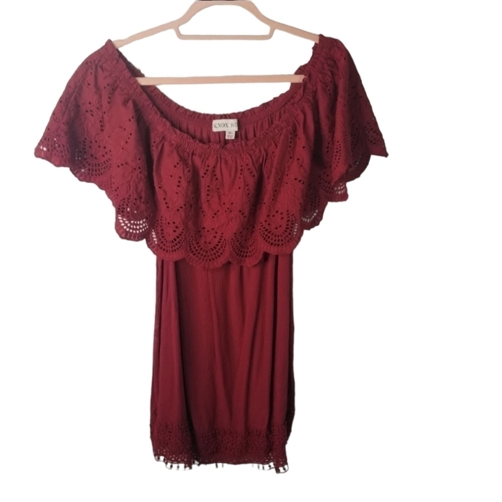 Knox Rose eyelet crinkle tunic